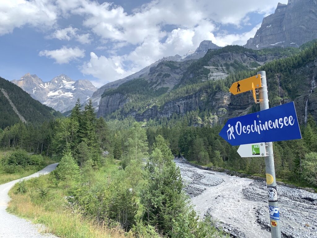 Inicio de la ruta junto al río Öschibach