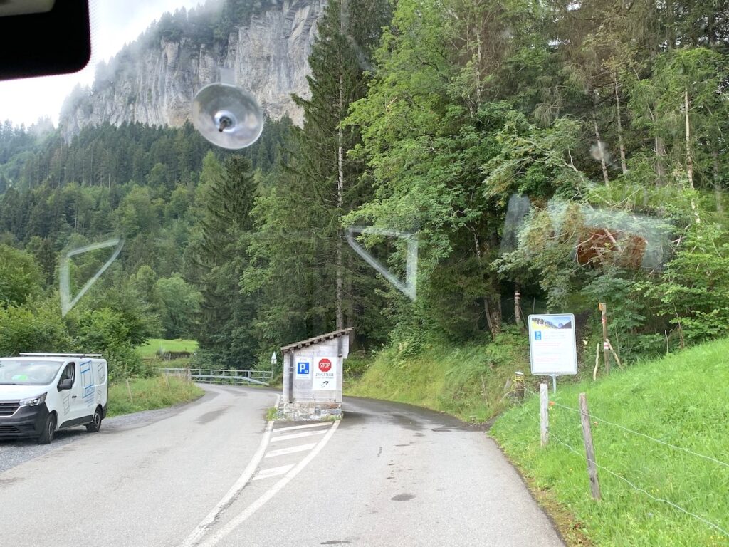 Parquímetro de acceso al Valle Rosenlauital, Suiza.