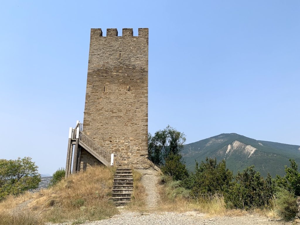 Torre del Moro, en la ruta de las Iglesias de Serrablo, Huesca