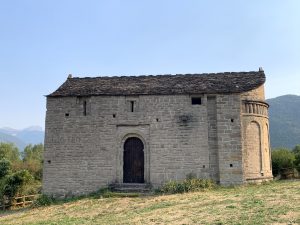 Ermita de San Juan de Busa del conjunto de Iglesias Serrablo en Huesca